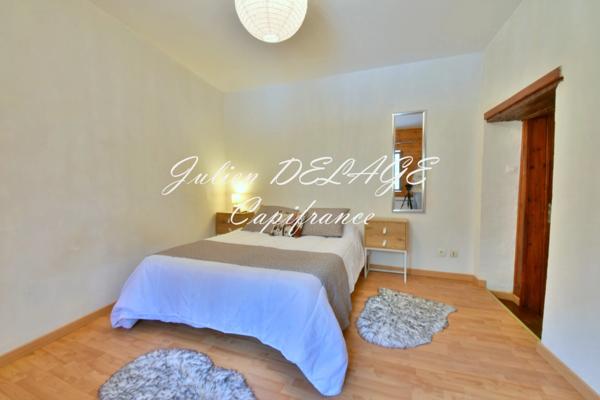 Appartement rénové à vendre 3 pièces SAINT CLEMENT SUR DURANCE (05)