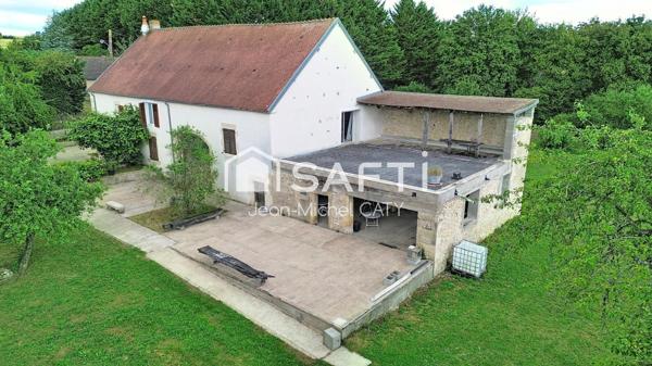 St Loup des Bois, magnifique longère de 198 m² sur 11515 m² de terrain.