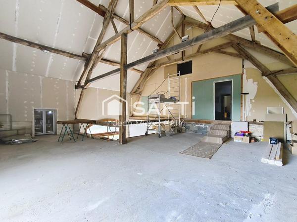 St Loup des Bois, magnifique longère de 198 m² sur 11515 m² de terrain.