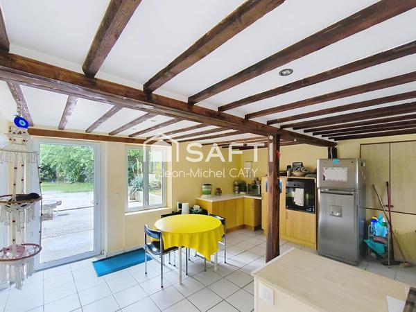 St Loup des Bois, magnifique longère de 198 m² sur 11515 m² de terrain.
