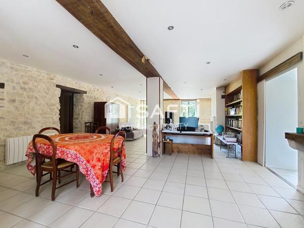 St Loup des Bois, magnifique longère de 198 m² sur 11515 m² de terrain.