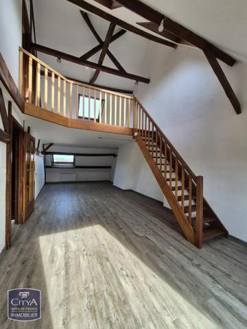 Appartement à louer 4 pièces 82.37m² Saint-Omer (62500)