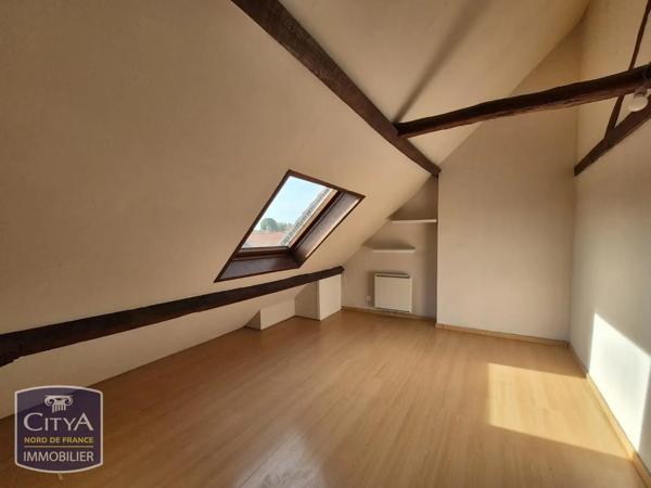 Appartement à louer 4 pièces 82.37m² Saint-Omer (62500)