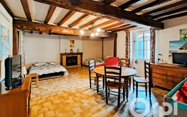 Maison à vendre    10 pièces •  Gournay-en-Bray