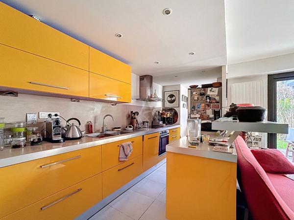 Appartement dexception avec jardin privatif