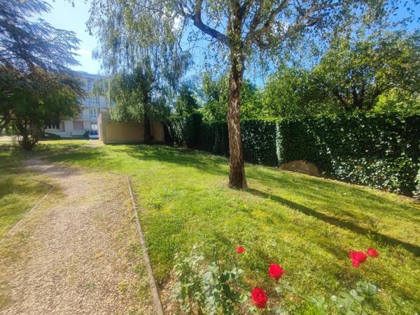 Appartement dans résidence sécurisée en copropriété