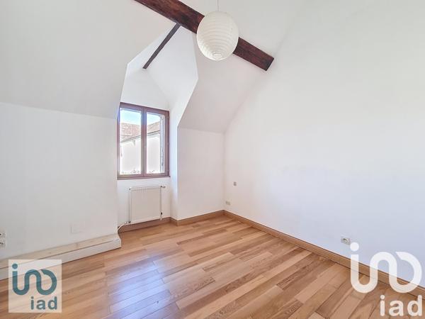 Maison à vendre 4 pièces 82 m² Saint-Julien-du-Sault