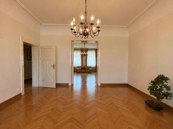 Maison 9 pièces 322 m2