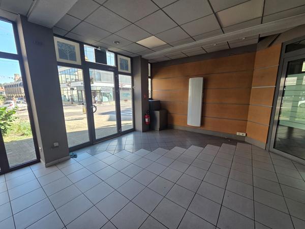 Bureaux 145.89 m2