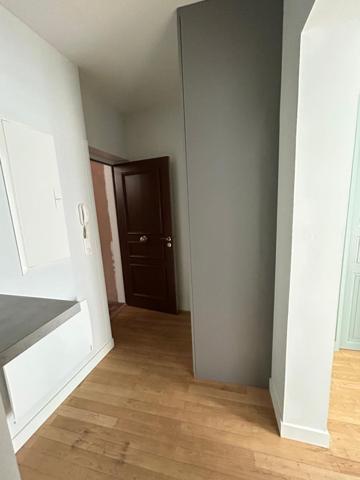 Appartement * 2 Pièces * 32 M² * 44000 Nantes * 652 * 50 * 702,  
Nantes 44000