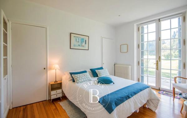 Castres, Propriété 5 Chambres -  307 m² à vendre