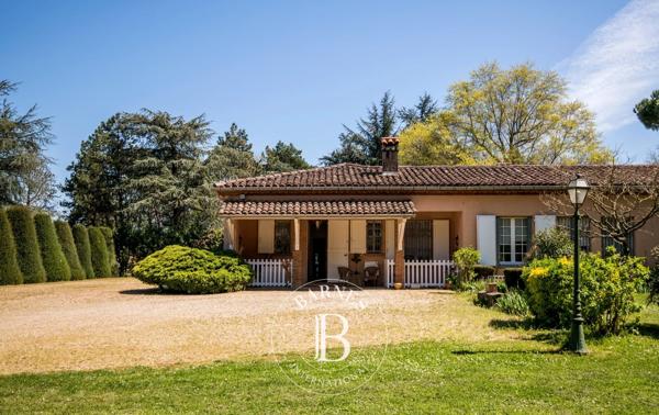 Castres, Propriété 5 Chambres -  307 m² à vendre