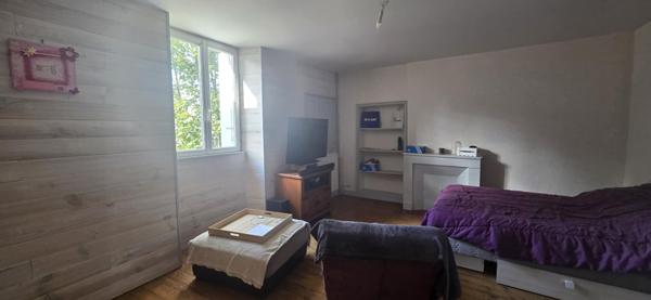 ST MAIXENT, maison de ville,, St maixent l ecole 79400