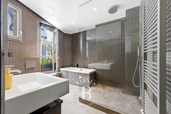 Paris 4ème, Appartement 2 Chambres -  102 m² à vendre