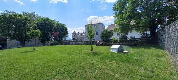 Appartement 2 pièces de 59 m² à Chambery
