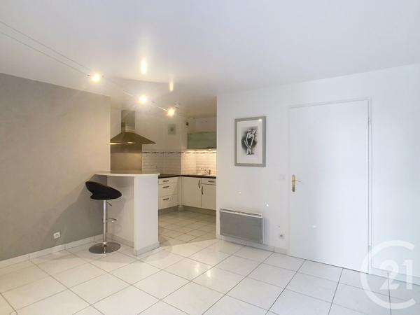 Appartement à vendre  2 pièces - 41,40 m2 THIAIS - 94