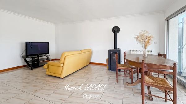 Maison familiale avec possibilité d'extension Deux logements , une seule acquisition : idéal famille ou investissement – Calme & Vue dégagée – Marseille 13e les mourets