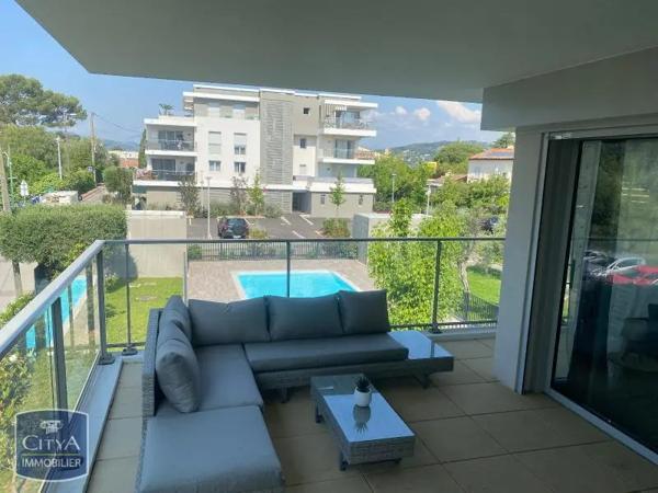 Appartement à louer 2 pièces 42.32m² Le Cannet (06110)