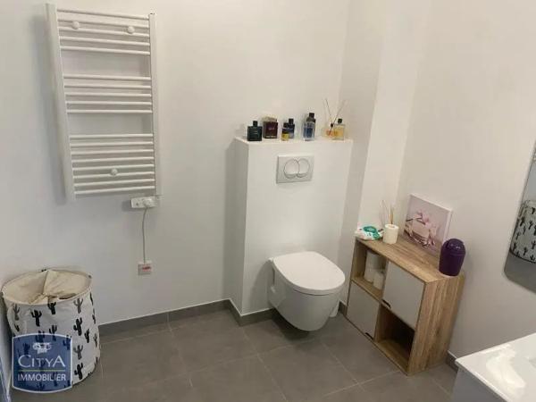 Appartement à louer 2 pièces 42.32m² Le Cannet (06110)