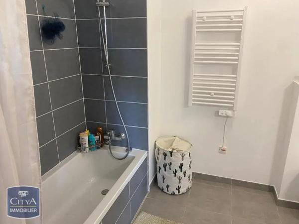 Appartement à louer 2 pièces 42.32m² Le Cannet (06110)