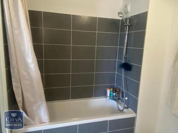 Appartement à louer 2 pièces 42.32m² Le Cannet (06110)