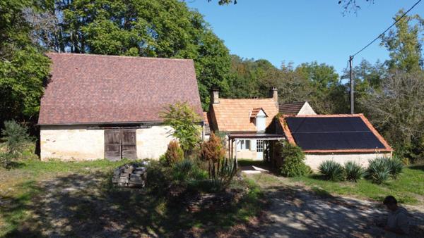 Corps de ferme Carsac Aillac. Maison avec gite