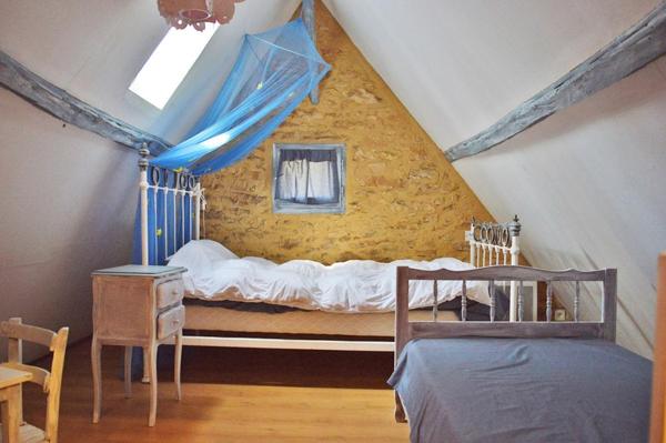 Corps de ferme Carsac Aillac. Maison avec gite