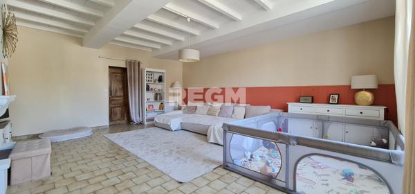 Semussac (17120) MAISON 3 chambres Proche Royan - Prête à vivre - Du Charme et de beaux espaces