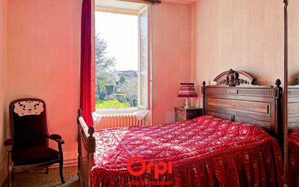 Maison à vendre    6 pièces •  Montmarault