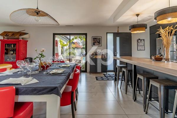 Maison type arcachonnaise de 160 m² avec T2 indépendant, jacuzzi et triple garage