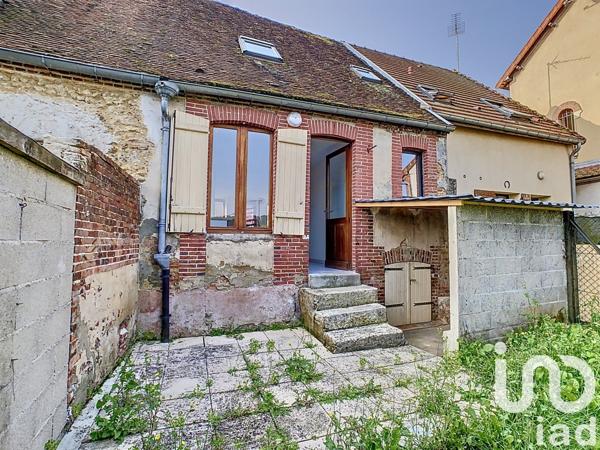 Maison de ville 3 pièces de 58 m² à Sézanne (51120)