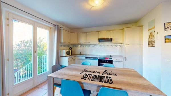 Résidence sécurisée avec parc aquatique et multiples activités - maison provençale 3 chambres - garage - terrasse et jardin privatif - investissement en parahôtellerie