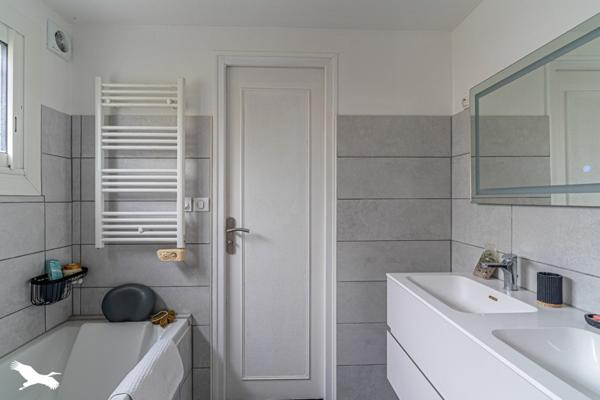 Maison à vendre |  Pessac |  8 pièces | 237 m²