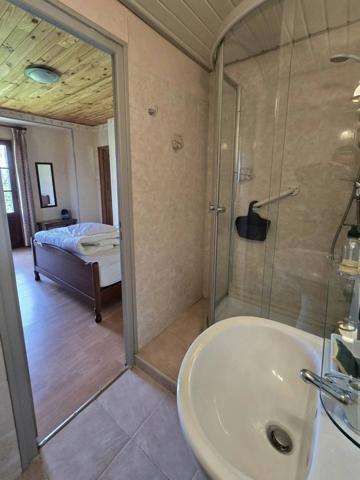 Maison de plain pied 3 chambres et piscine