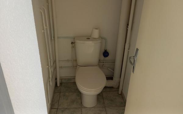 Immeuble à vendre    6 pièces • 94 m2 Saint-Junien