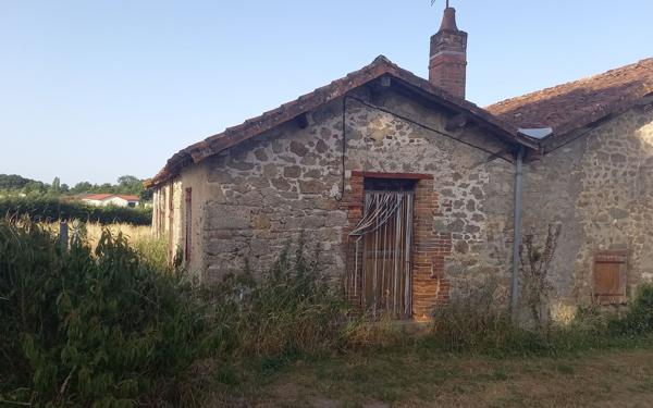 Immeuble à vendre    6 pièces • 94 m2 Saint-Junien