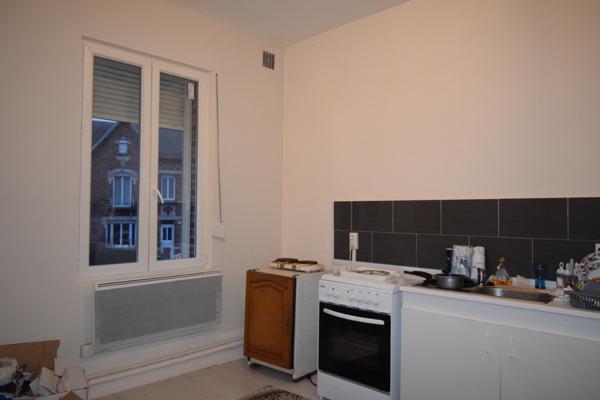 TERGNIER local commercial et appartement 210 m2