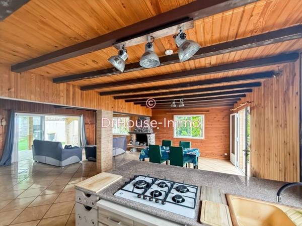 Maison à louer 6 pièces de 160 m²