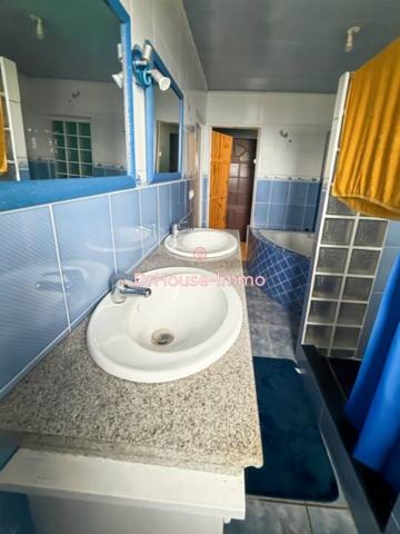 Maison à louer 6 pièces de 160 m²