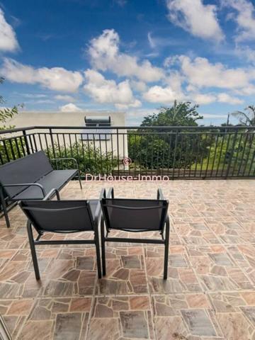 Maison à louer 6 pièces de 160 m²