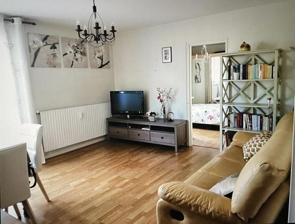 Appartement à vendre 3 pièces de 65 m² à COMPIEGNE (60)