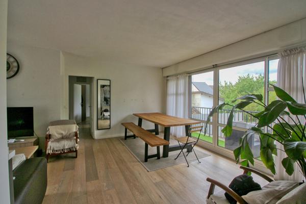 Appartement 4 pièces en bon état au calme