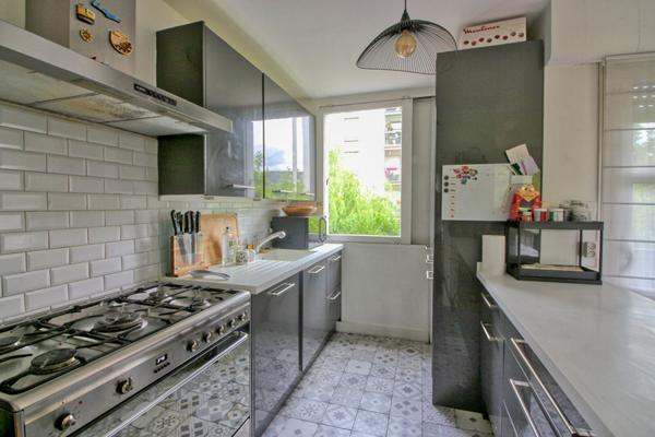 Appartement 4 pièces en bon état au calme