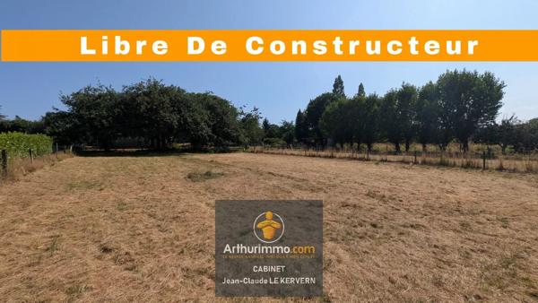 Vente                                                      Terrain
                        
                                         678 m2                     à Ploufragan
