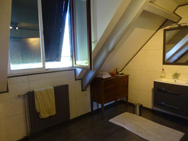 Vente Maison220 m² - 8 Pièces - VENESMES (18190)