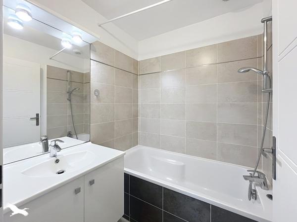 Appartement à vendre 435 000 € Saint-Cyr-l'École 4 p 84,2 m² DPE C