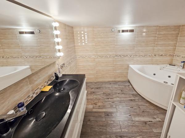 Maison Velizy Villacoublay / Très bon état / DPE D