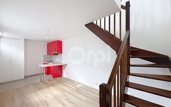 Maison à vendre    2 pièces • 31,61 m2 Paris 15