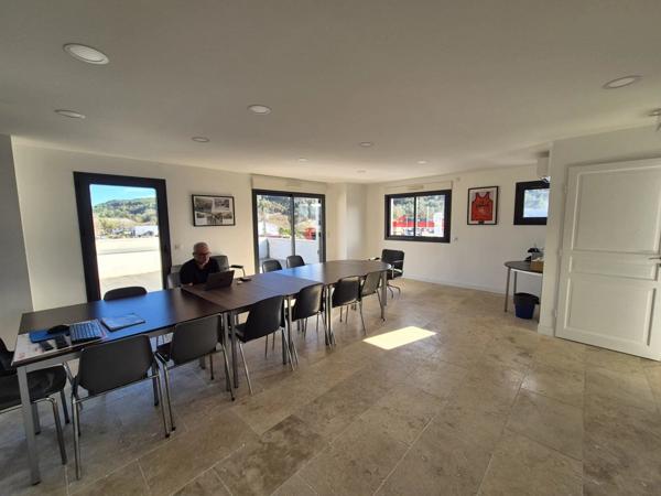 Location Appartement 4 pièces 105 m2 à Salernes