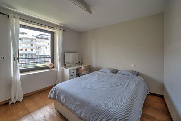 Spacieux T4 sécurisée – Calme, lumière et confort avec 2 garages et un place de parking